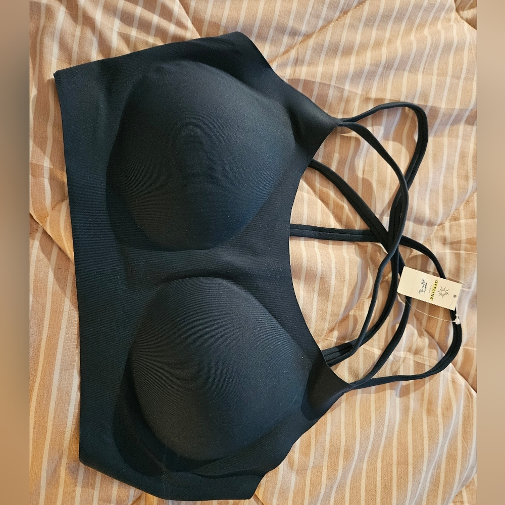 NWT Aerie offline strappy sports bra